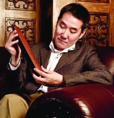 吃瓜娱乐圈 导演海岩,揭秘娱乐圈背后的“吃瓜”真相