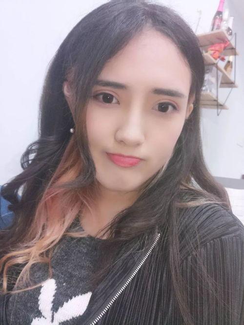 娱乐吃瓜女爱豆,揭秘幕后故事与人气飙升之路